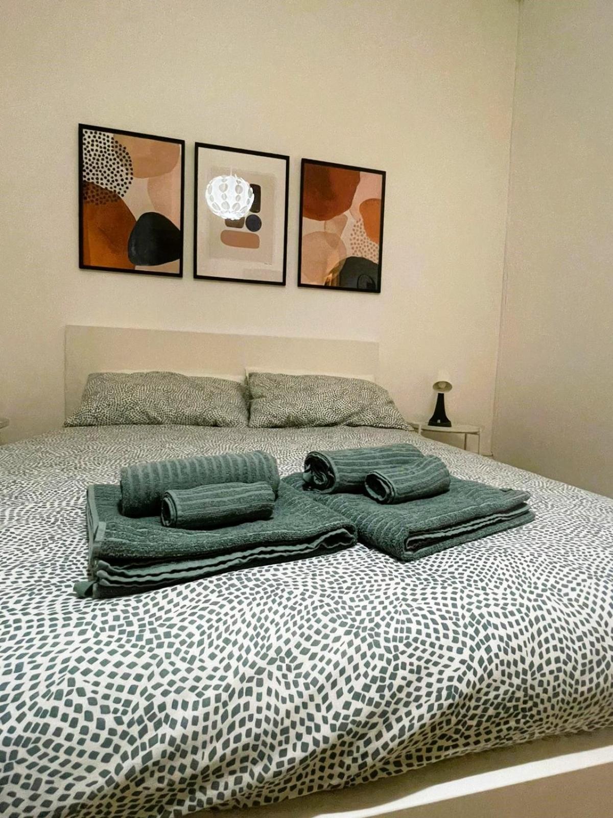 Olivuzza Rooms In Apartment Palermo Esterno foto